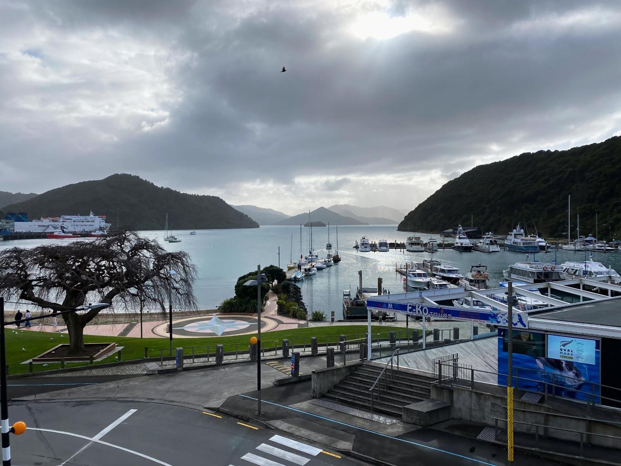 Picton Waterfront Apartments Exterior photo