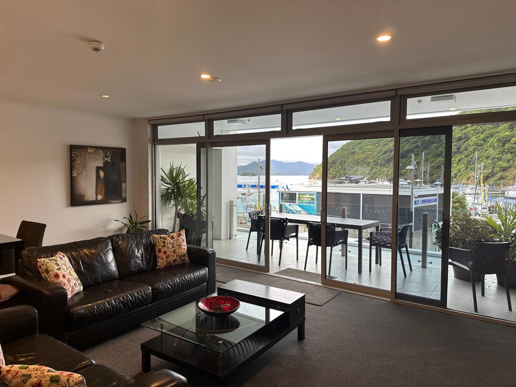 Picton Waterfront Apartments Exterior photo