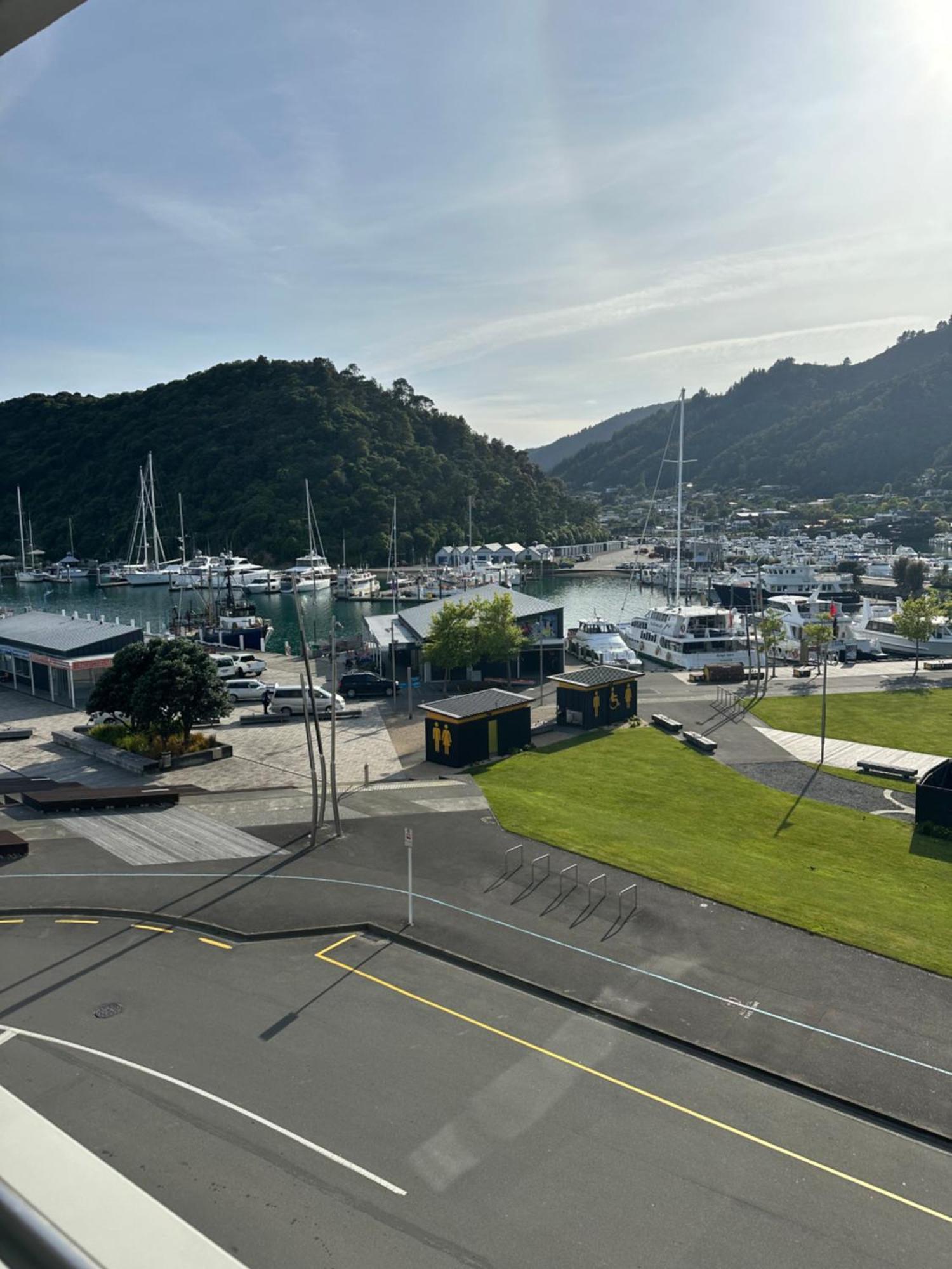Picton Waterfront Apartments Exterior photo